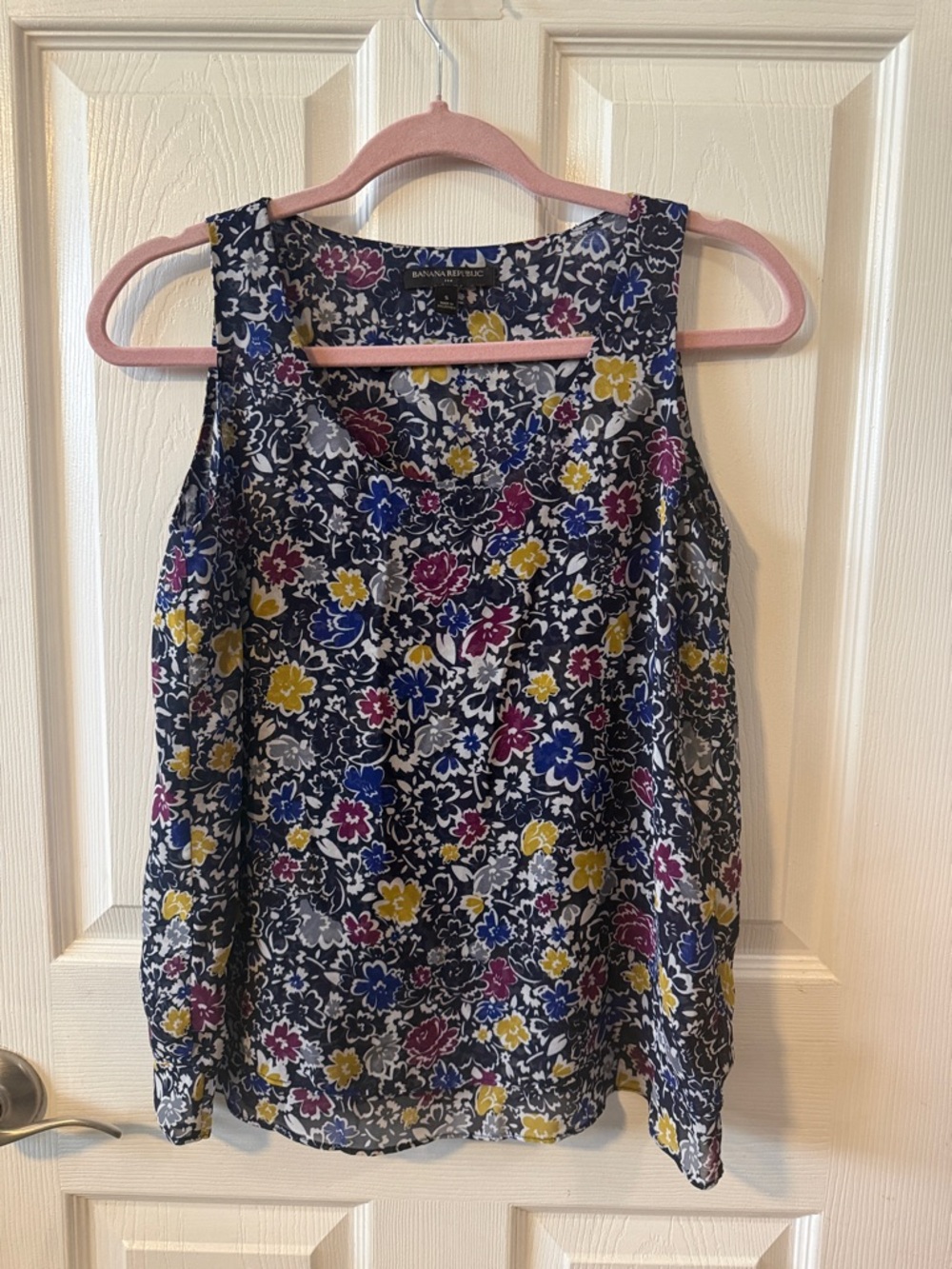 Banana Republic Navy Floral Sleeveless Camisole